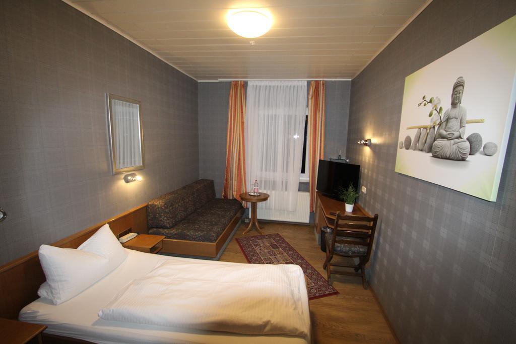 Charlottenhof Hotell Messel Eksteriør bilde